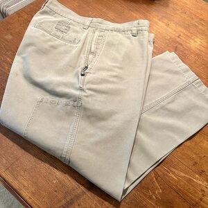 Columbia 34 W and 30 L Active Outdoors Hiking Trail Mens Khaki Pants